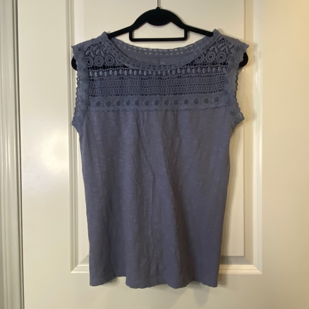 Ann Taylor Loft sleeveless top